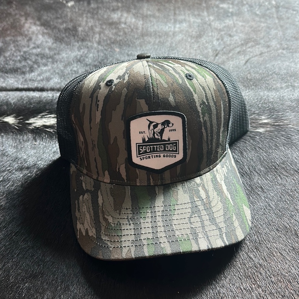 Spotted Dog Sporting Goods Men’s Hat